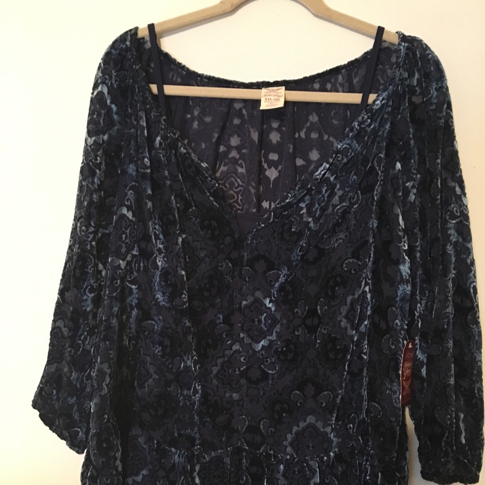 Faded Glory Navy Floral Burnout Top NWT